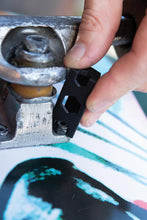 Load image into Gallery viewer, FALSE