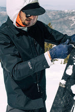 Load image into Gallery viewer, 686 Men’s GORE-TEX INFINIUM™ Everywhere Snap-Up Shirt