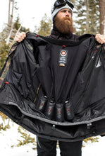 Load image into Gallery viewer, 686 Men's Sixer Insulated Jacket