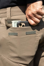 Load image into Gallery viewer, 686 Men&#39;s Anything Hybrid Cargo Short
