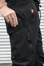 Load image into Gallery viewer, 686 Men&#39;s GORE-TEX INFINIUM™ Anything Multi Cargo Pant
