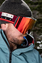 Load image into Gallery viewer, 686 Men&#39;s GLCR Hydrastash® Reservoir Insulated Jacket

