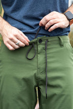 Load image into Gallery viewer, 686 Men&#39;s Everywhere Multi Pant - Relaxed Fit
