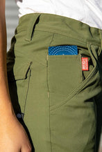 Load image into Gallery viewer, 686 Women&#39;s Everywhere Multi Pant
