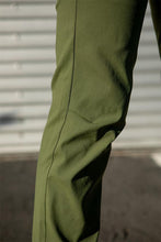 Load image into Gallery viewer, 686 Women&#39;s Everywhere Multi Pant
