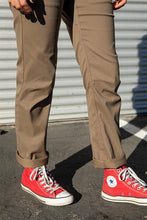 Load image into Gallery viewer, 686 Women&#39;s Everywhere Multi Pant
